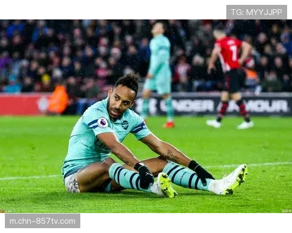 奥巴梅杨5分钟两球，马赛主场2-1逆转纽卡保留出线希望